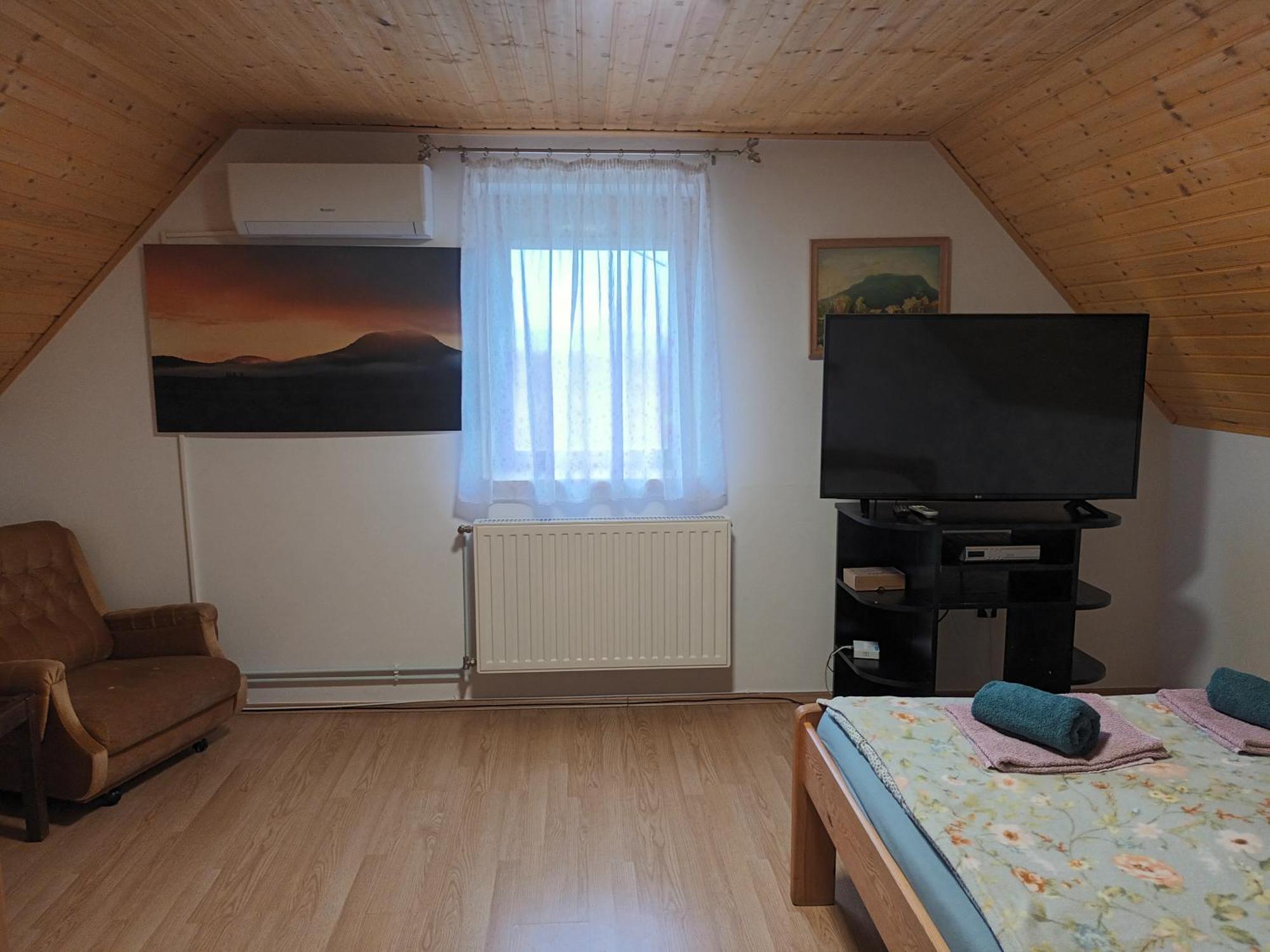 Kéknefelejcs Vendégház Tapolca Extérieur photo